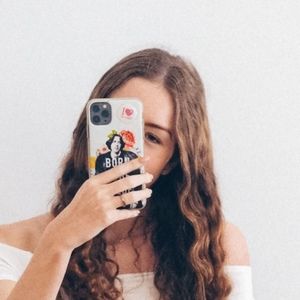 Meet your Posher, Dana